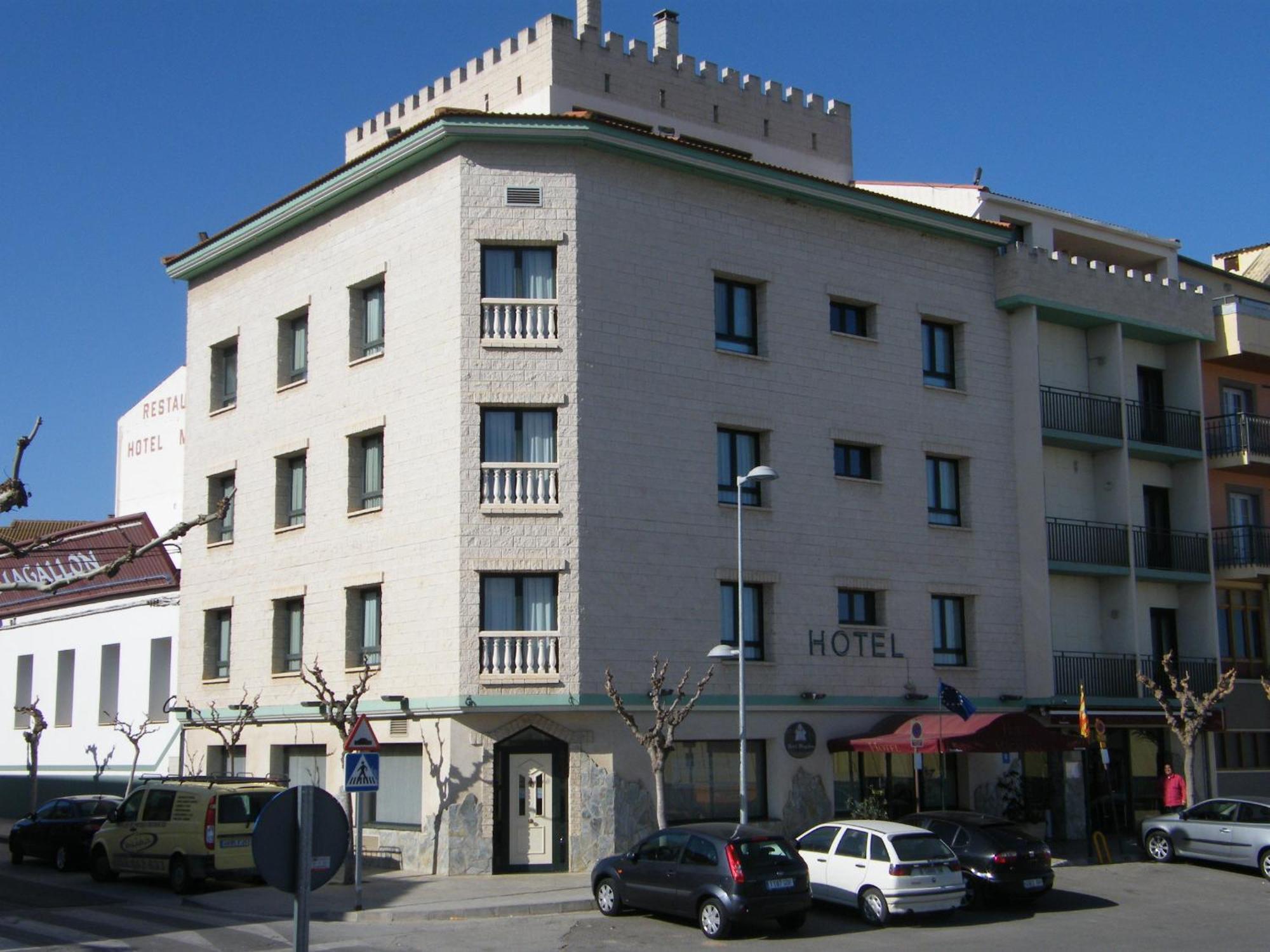 Hotel Magallon Caspe Exterior photo